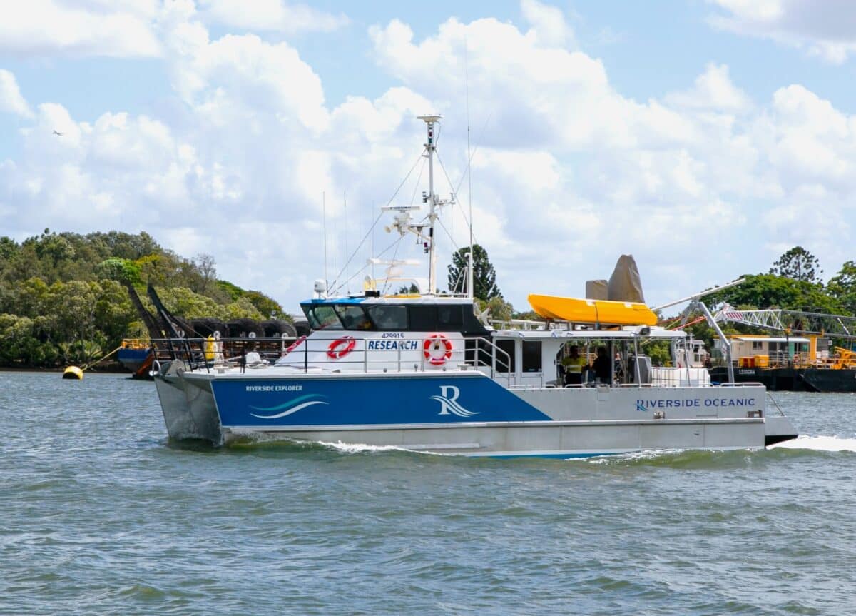 8v7a296022